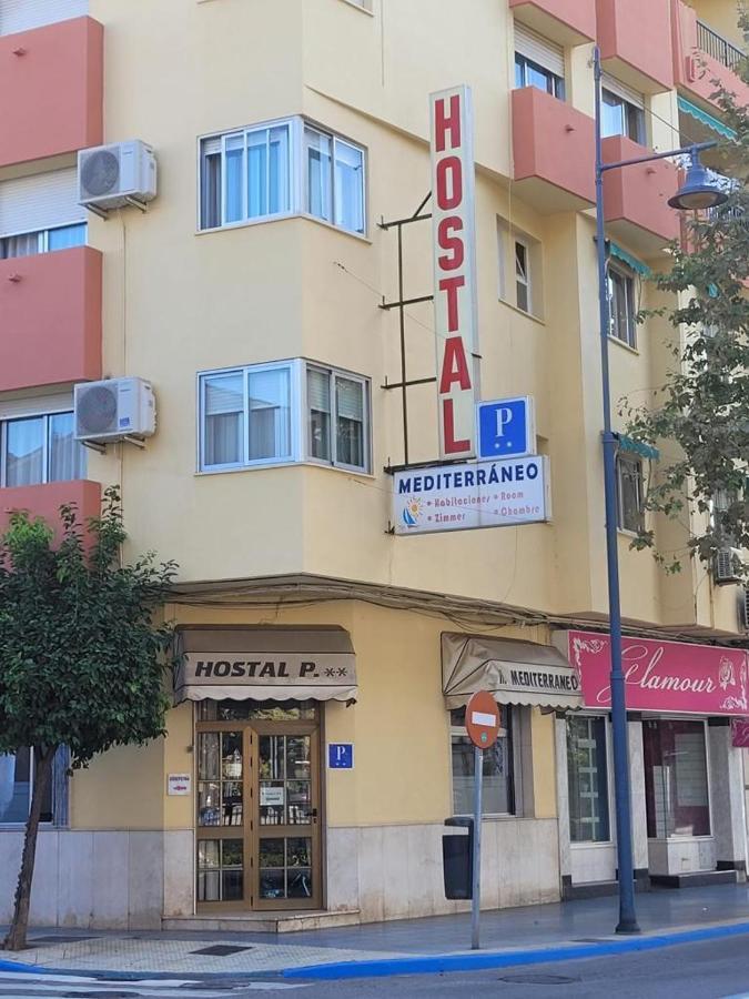Hostal Mediterraneo ตอร์เรเดลมาร์ ภายนอก รูปภาพ