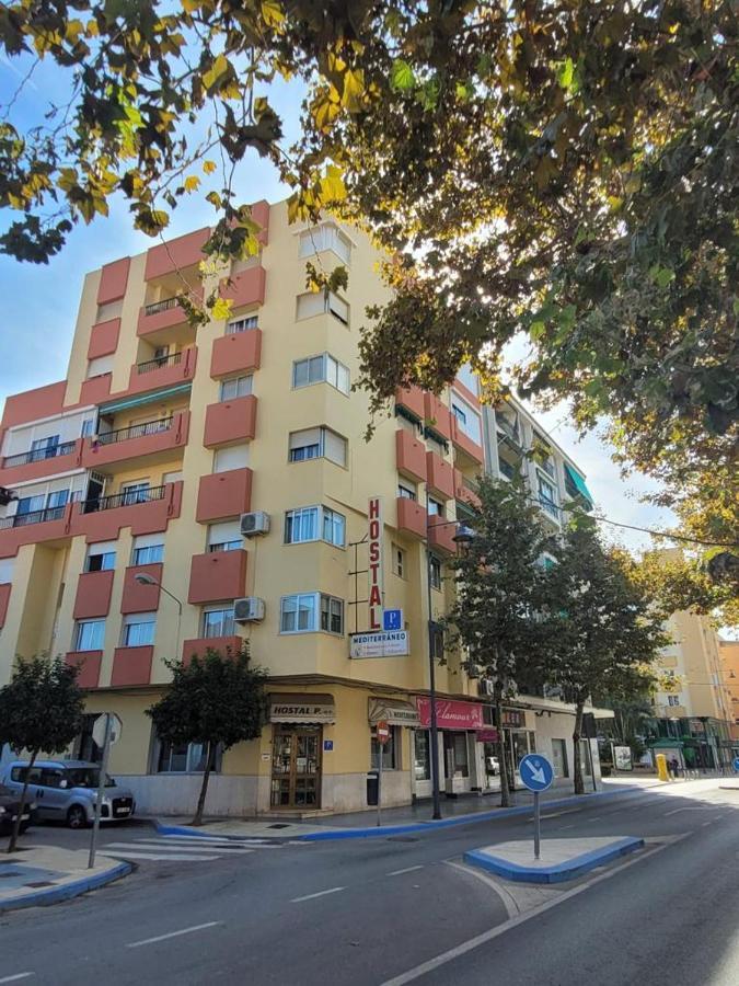 Hostal Mediterraneo ตอร์เรเดลมาร์ ภายนอก รูปภาพ