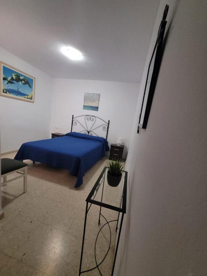 Hostal Mediterraneo ตอร์เรเดลมาร์ ภายนอก รูปภาพ