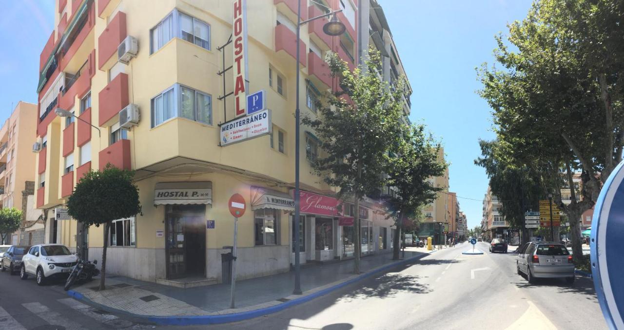 Hostal Mediterraneo ตอร์เรเดลมาร์ ภายนอก รูปภาพ