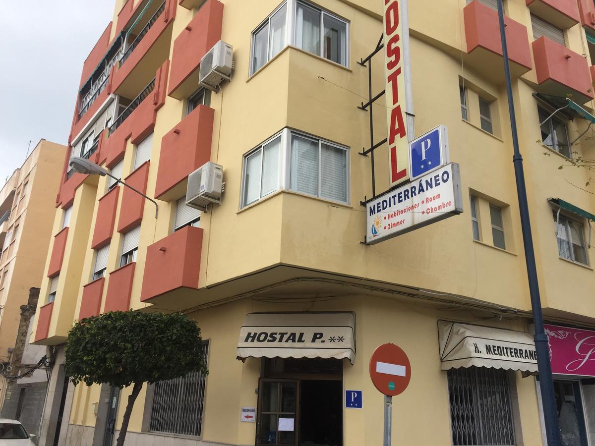 Hostal Mediterraneo ตอร์เรเดลมาร์ ภายนอก รูปภาพ