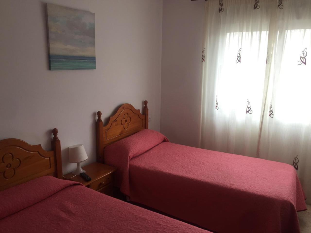 Hostal Mediterraneo ตอร์เรเดลมาร์ ภายนอก รูปภาพ